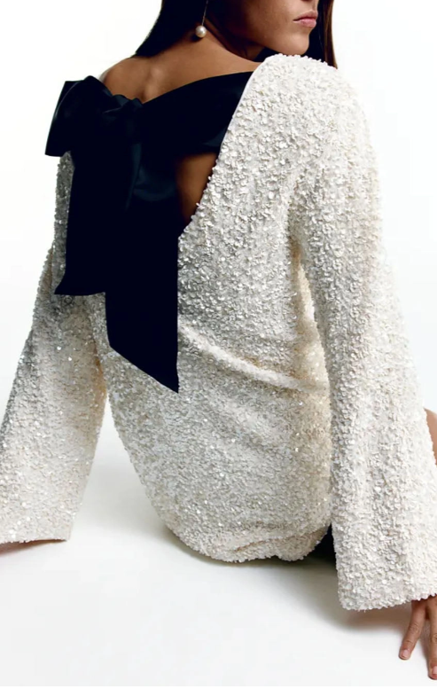 Mina | Dames mini jurk met strikdetail rug