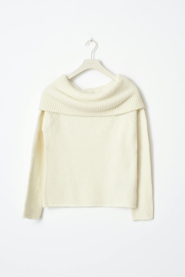 Isabel | Dames trui met off-shoulder en lange mouwen