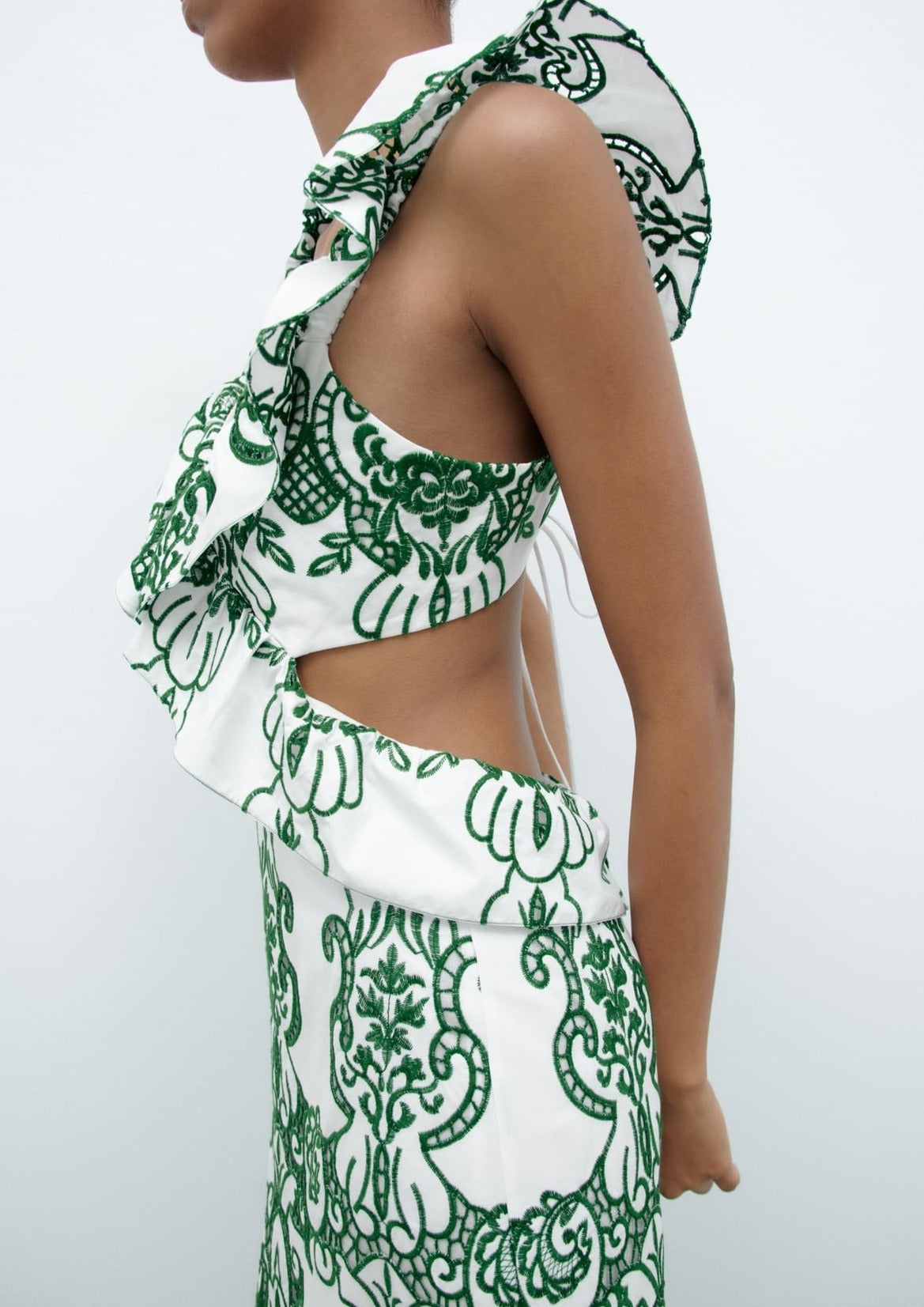 Amalia | Lange Katoenen Zomerjurk met Open Rug – Wit-Groen