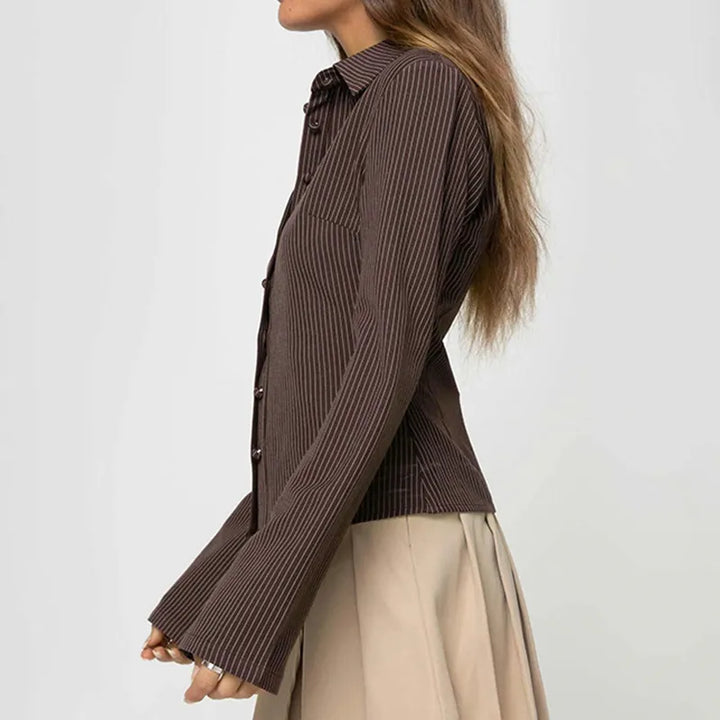 Tessa | Dames blouse met slim fit uitlopende mouwen