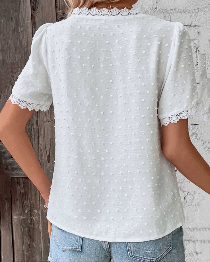 Elani |Dames top met V-hals kantdetail korte mouw