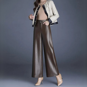 Stacia | Hoge Taille Damesbroek van Imitatieleer – Wide Fit - Chic & Comfort