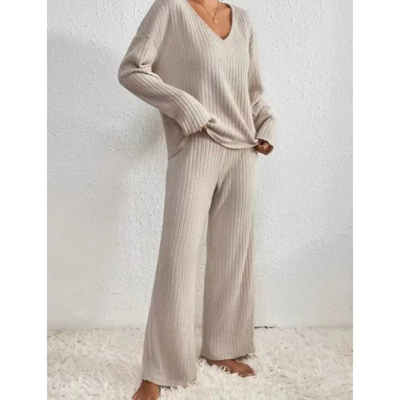 Emmeline | Dames Tweedelige Set met V-Hals en Wijde Broek