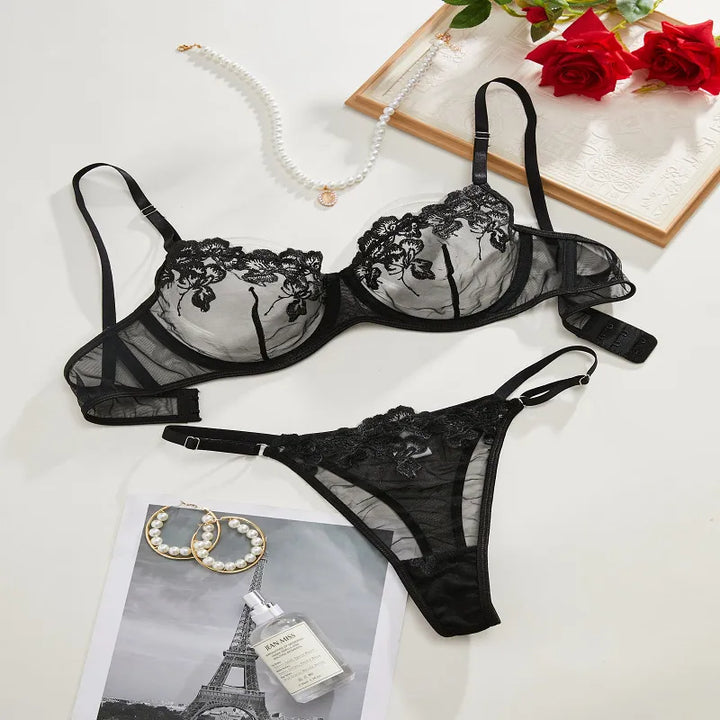 Aitana | Dames lingerieset met kant en beugelcups