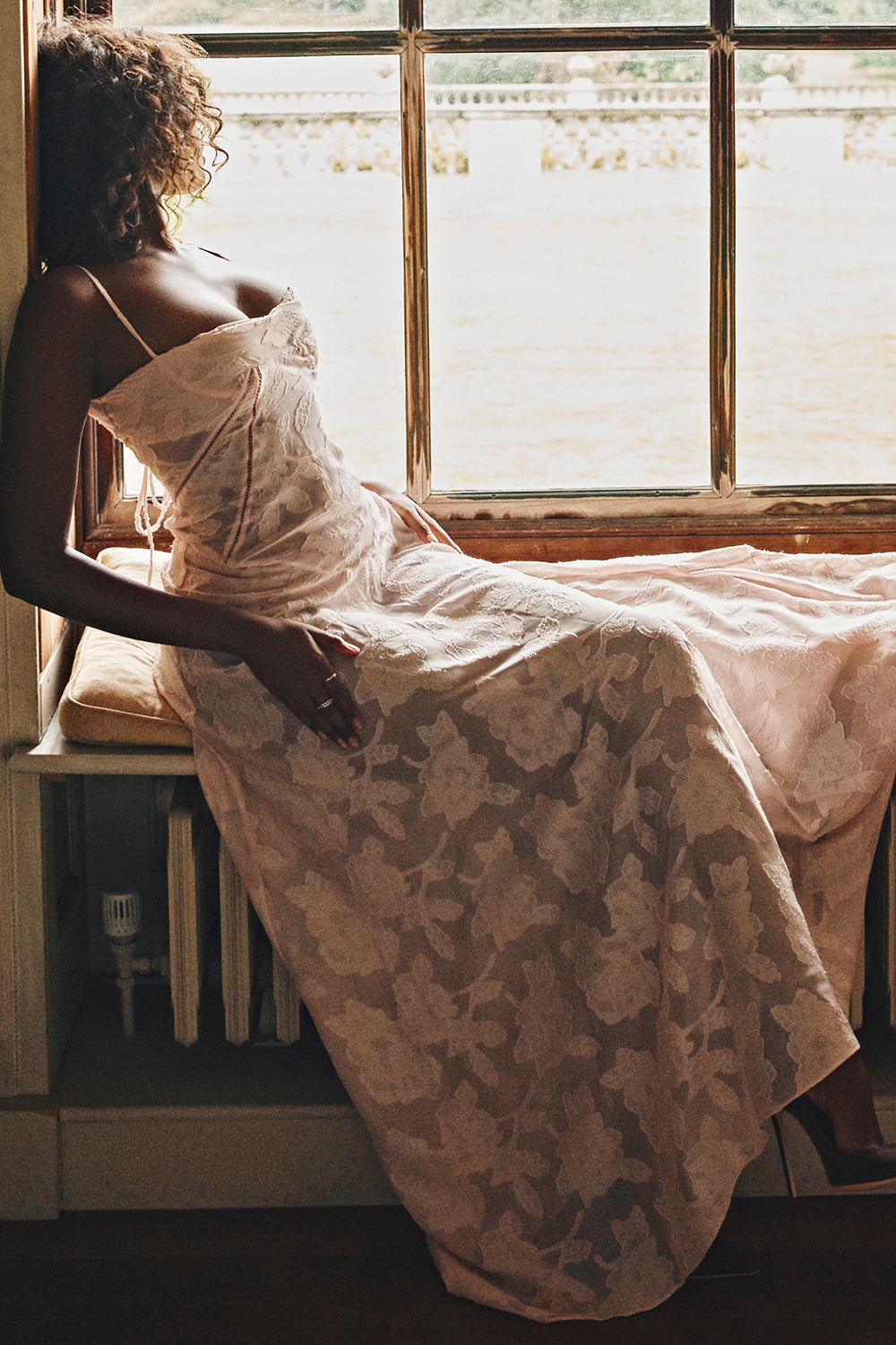 Noor | Dames jurk maxi strapless geborduurd tule A-lijn