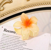 Tulip | Bloemvormige Haarclip – Stevige Grip & Elegant