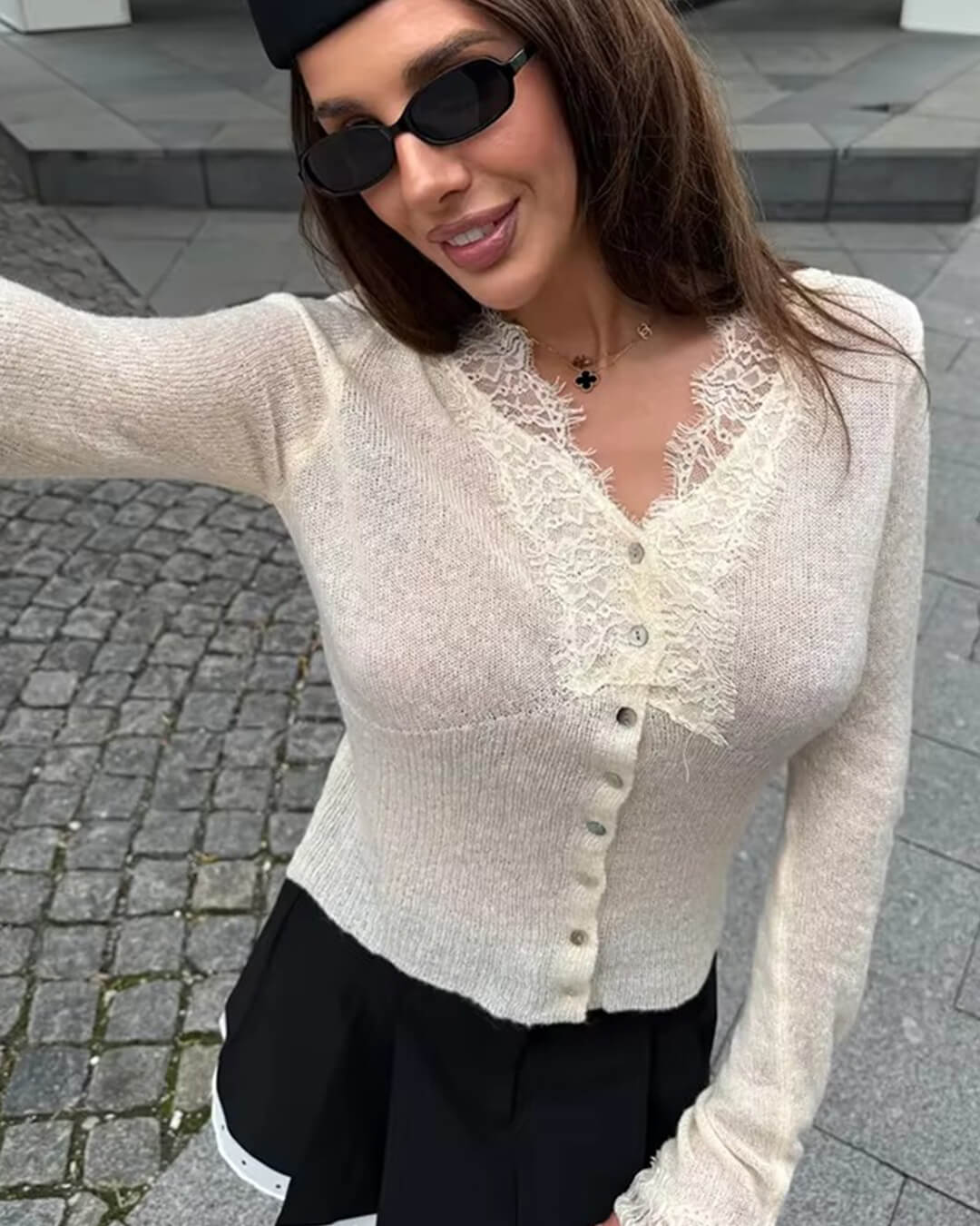 Aurelia | Vintage Dames Vest - Elegant Gebreid met Kant