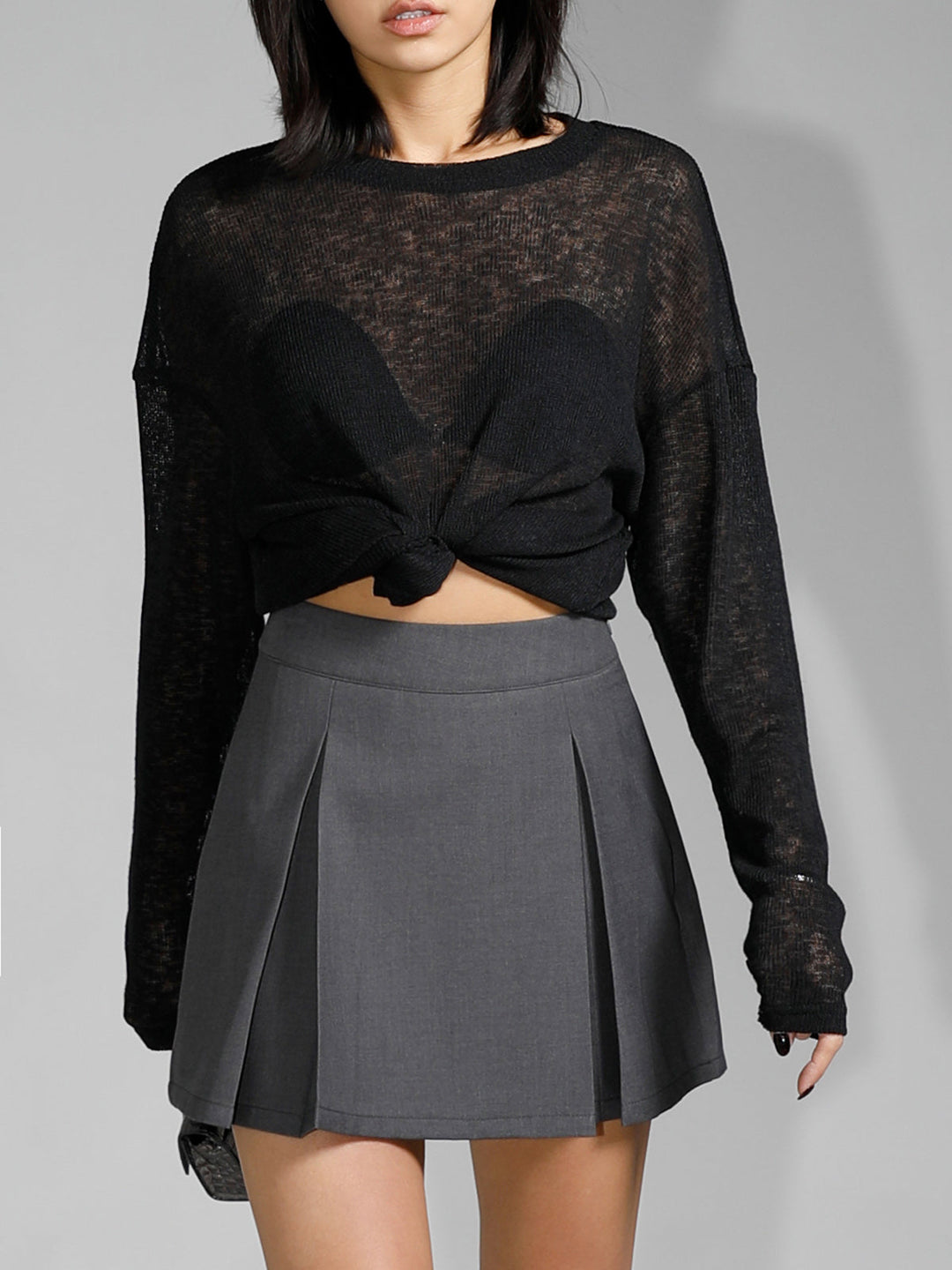 Alessia | Dames top met knoopdetail transparant mouwen