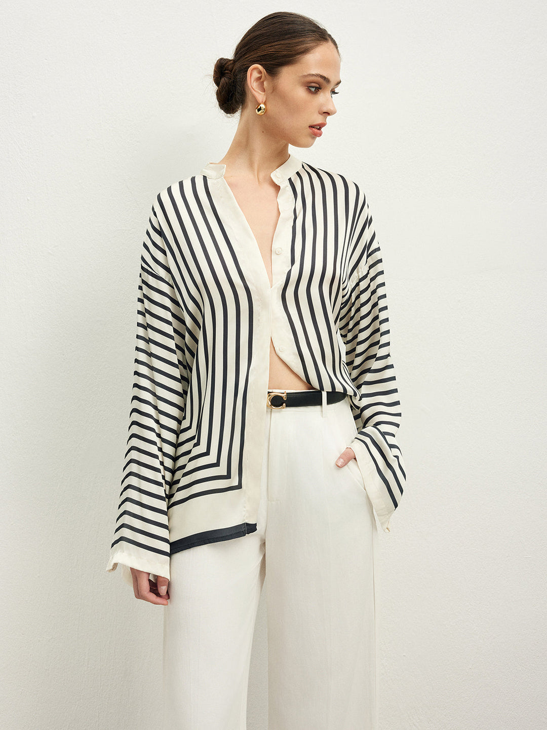 Joanna | Damesblouse met mockneck en knoopsluiting