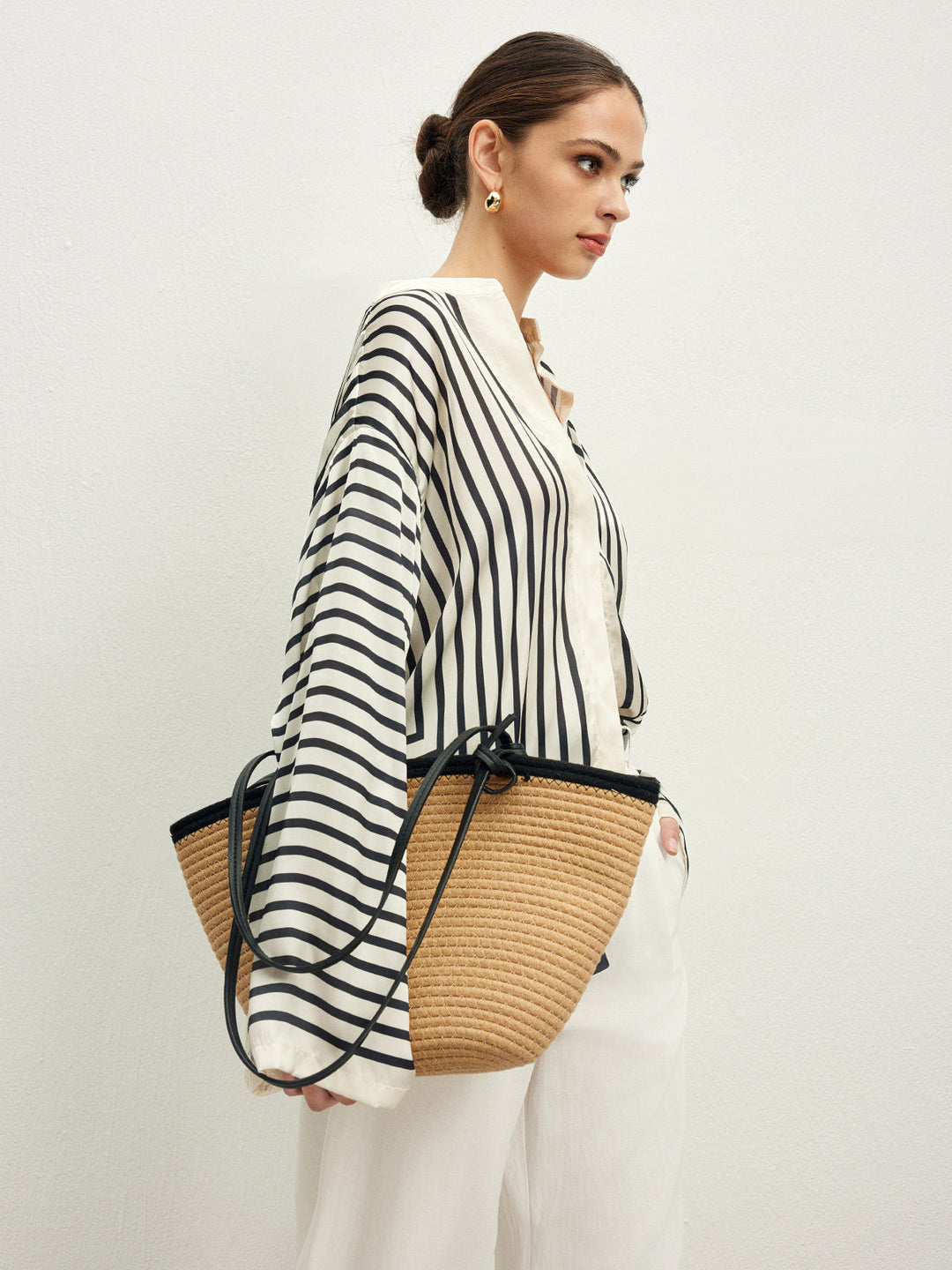 Joanna | Damesblouse met mockneck en knoopsluiting