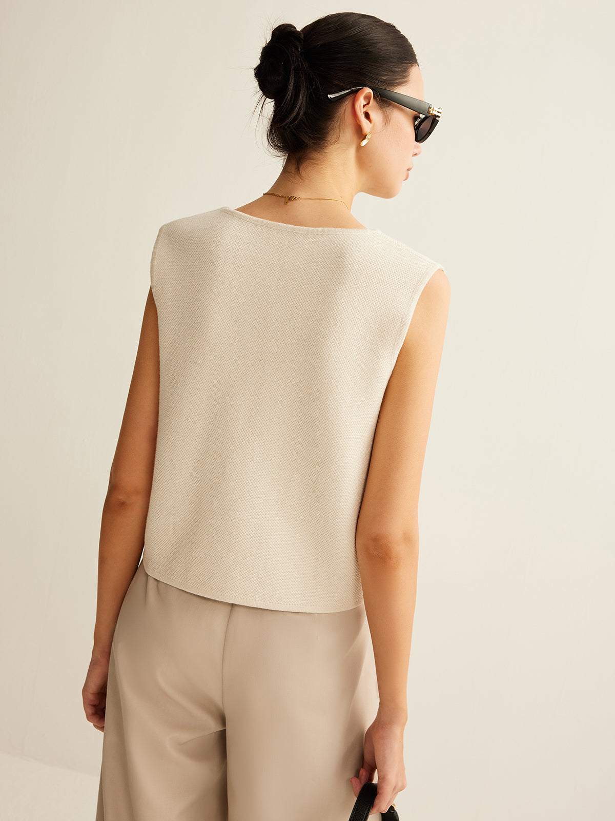 Chaya | Gebreid Asymmetrisch Vest voor Dames met Stijlvolle Knopen