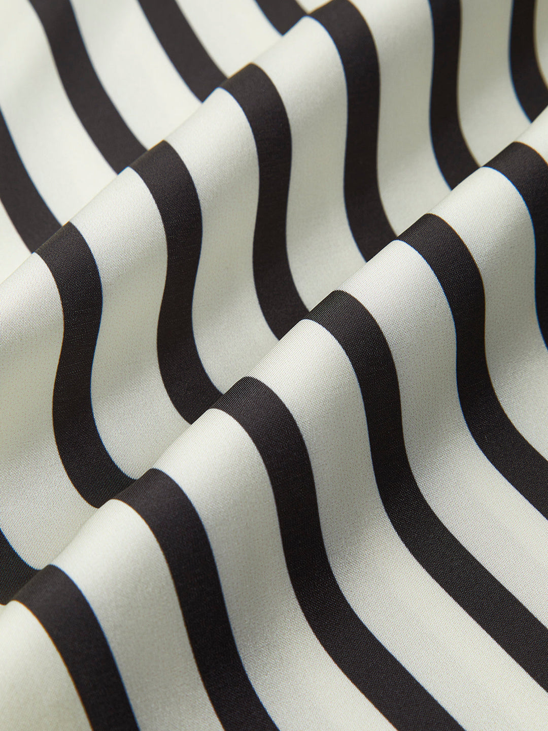 Joanna | Damesblouse met mockneck en knoopsluiting