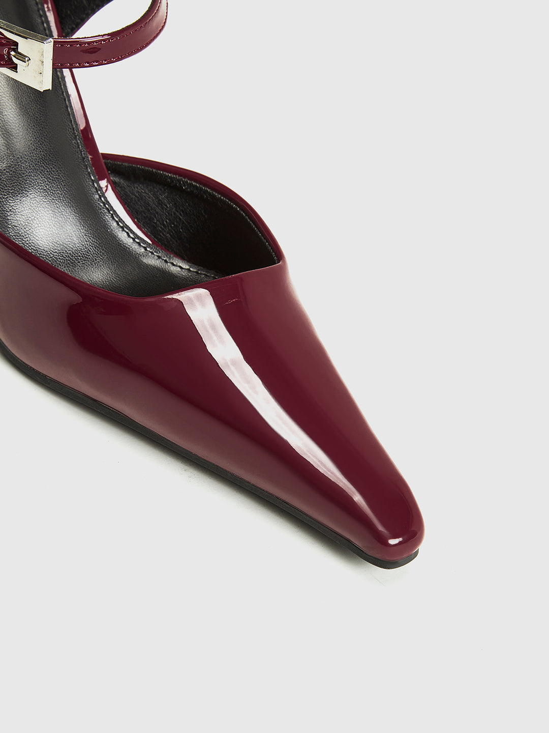 Kayleigh | Dames pumps met slingback puntneus