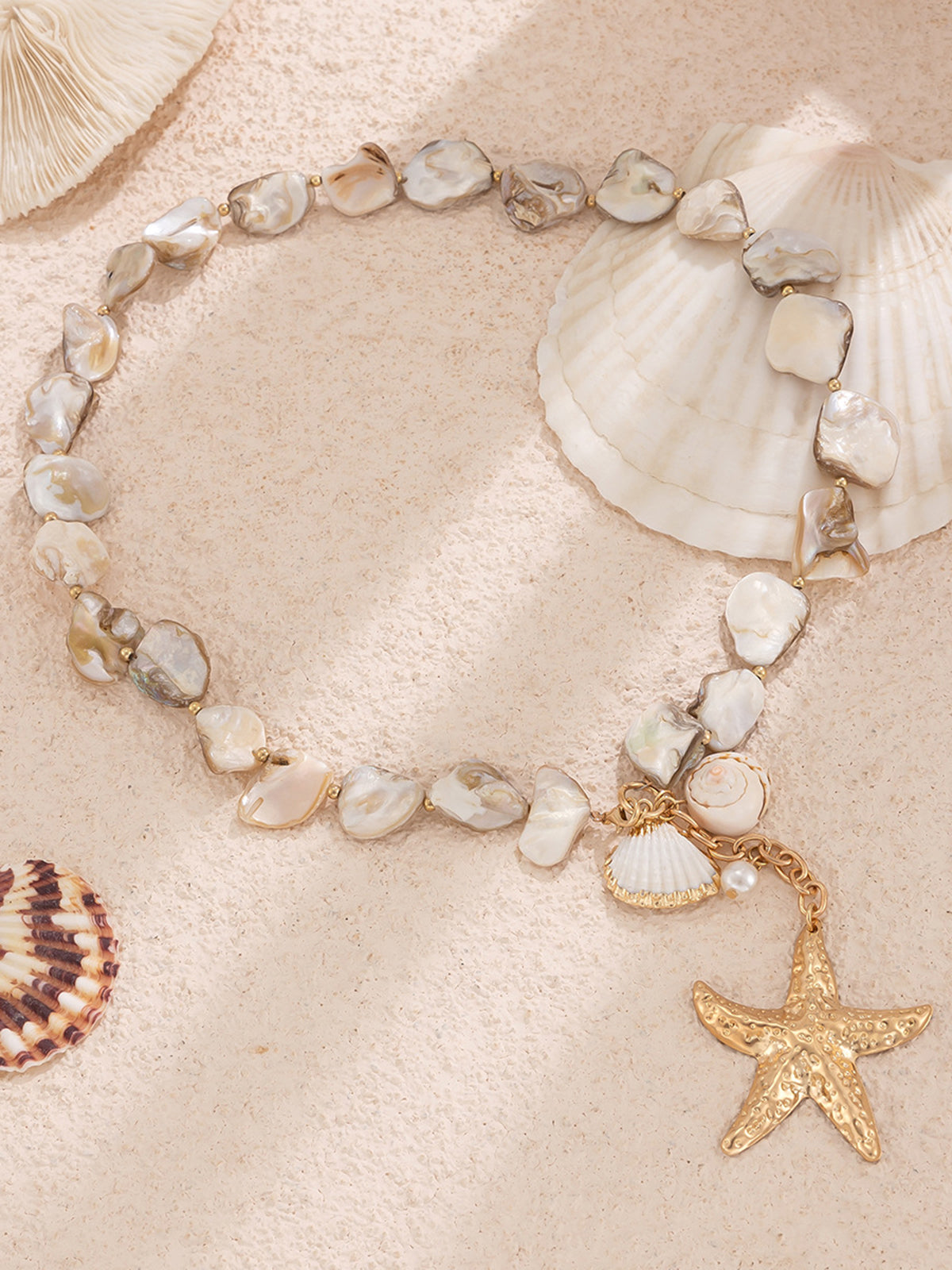 Parelketting Dames met Schelp & Ster – Goudkleurig