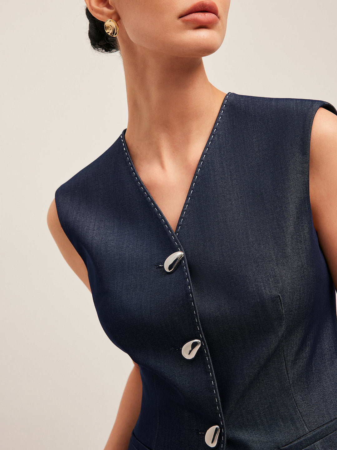 Sloan | Dames gilet V-hals knoopsluiting peplum