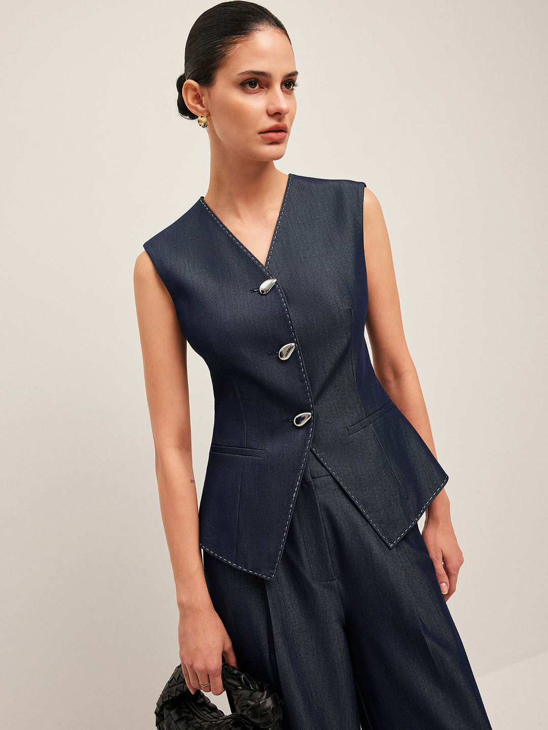 Sloan | Dames gilet V-hals knoopsluiting peplum
