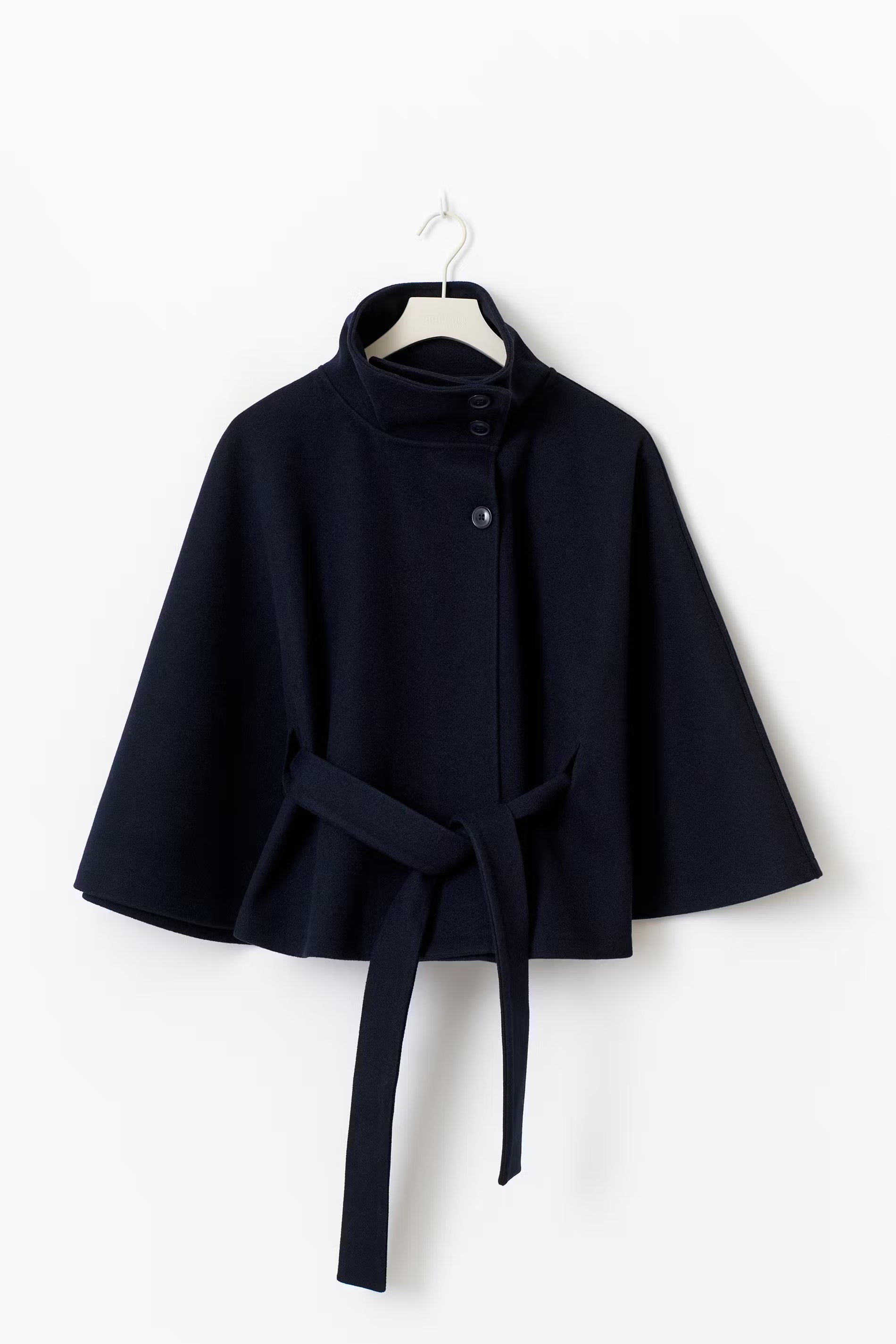 Aria | Elegante Cape Winterjas Dames - Hoge Kraag en Strik Ceintuur