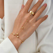 Elicia | Goudkleurige Armband met Ring - Elegant met Verstelbare Sluting