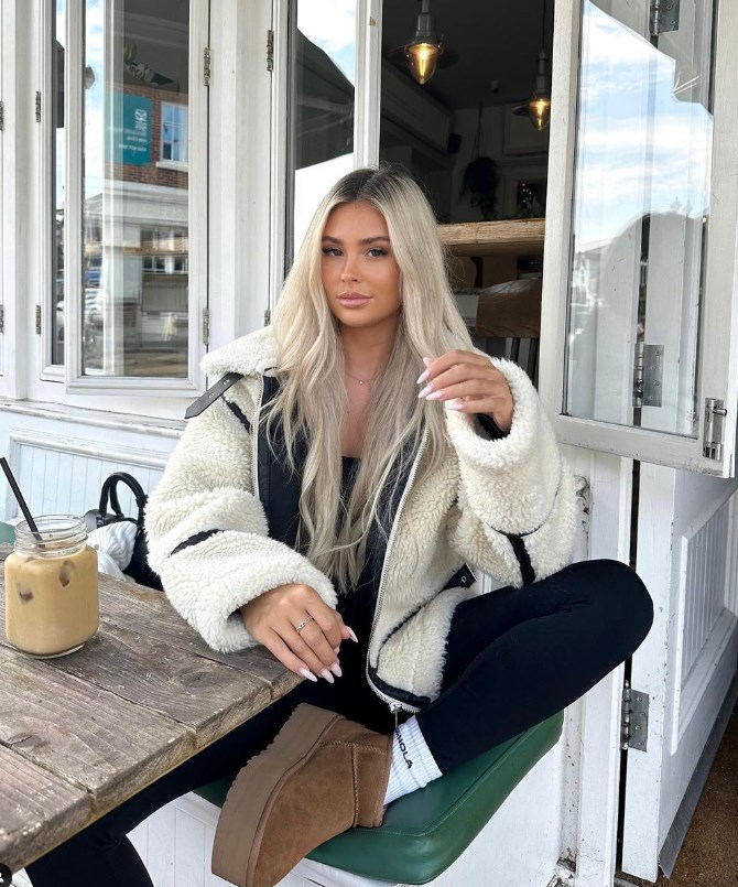 Daria___Dames_Jack_-_Leren_Oversized__Blauw_met_Warme_Voering_1.png