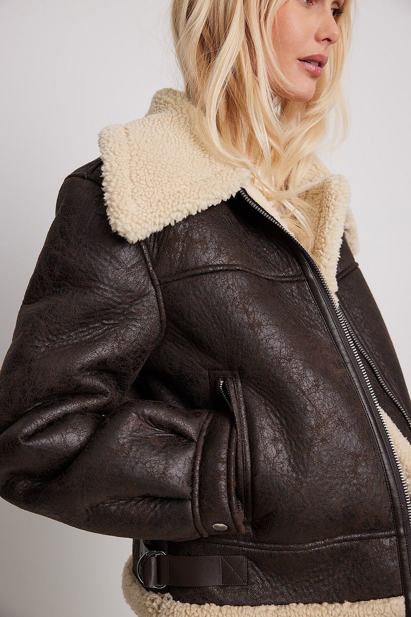 Dora | Stijlvolle Winterjas met Teddy Voering Dames - Donkerbruin Aviator Jack met Kraag