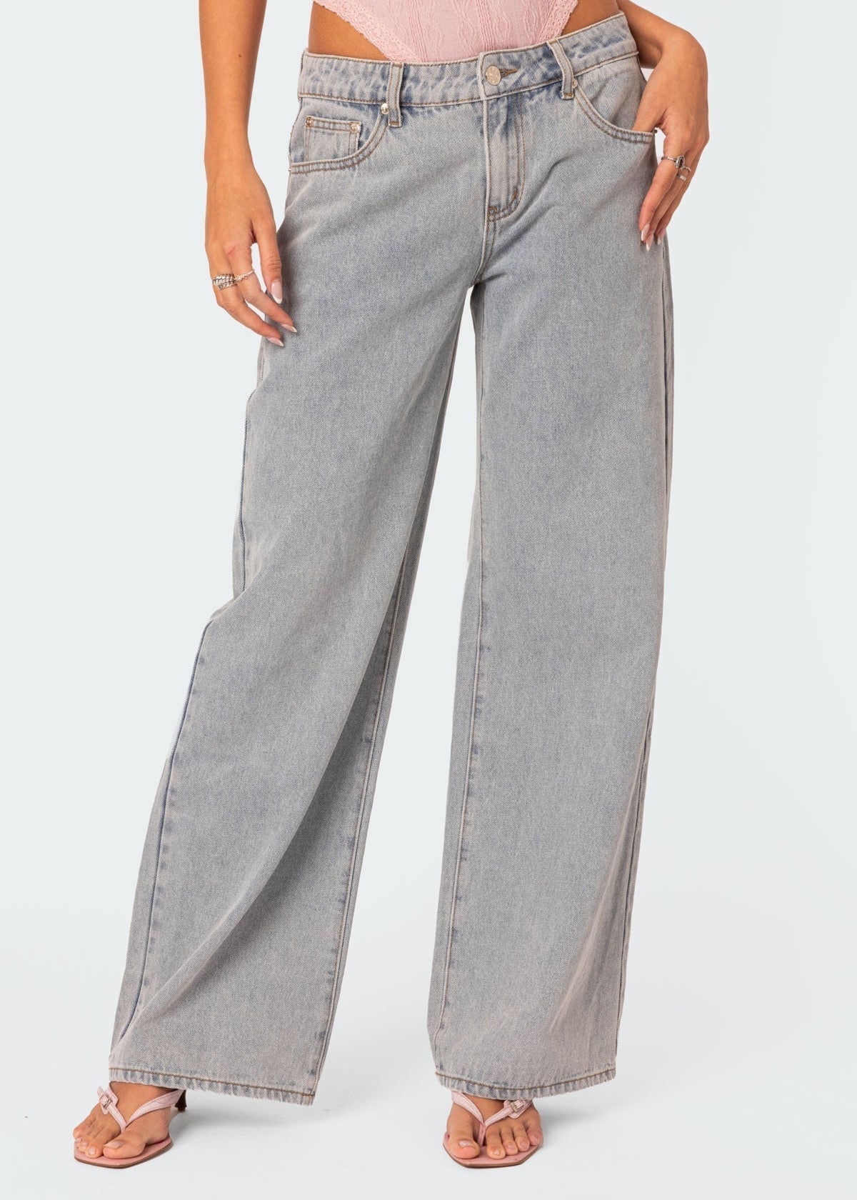 Dahna | Denim Jeans met Wijde Pijpen en Roze Strikdetails