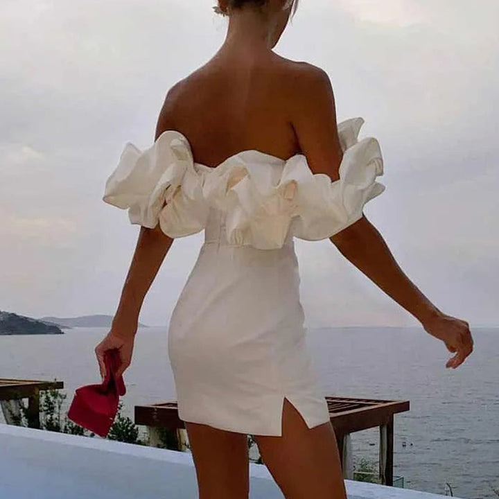 Amora | Dames cocktailjurk met off-shoulder en ruches