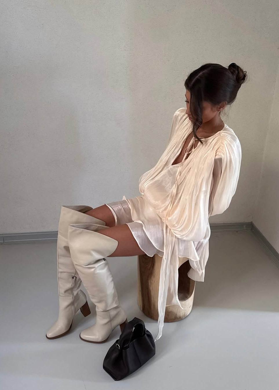 Cameron | Dames mini jurk met lange mouwen plooi-effect