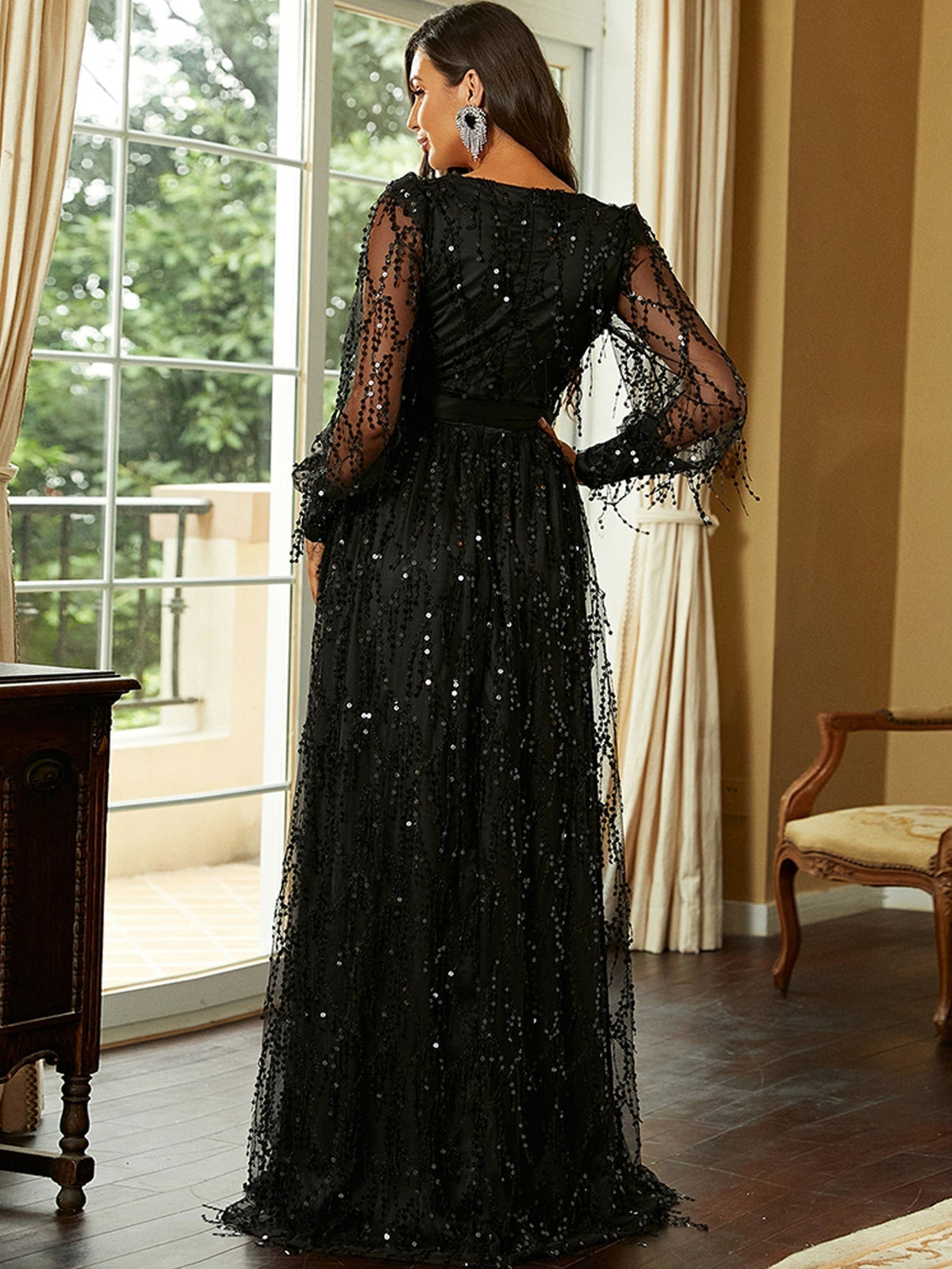 Emelene | Zwarte Pailletten Galajurk - Elegante Avondjurk, Maxi Dress Design