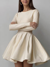 Lovie | Trendy Fit-and-Flare Jurk - Gestructureerde Rok, Ronde Halslijn met Lange Mouwen