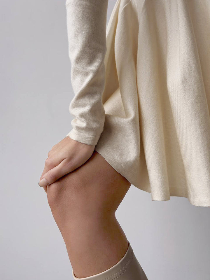 Raegan | Dames jurk met ronde hals uitlopende rok