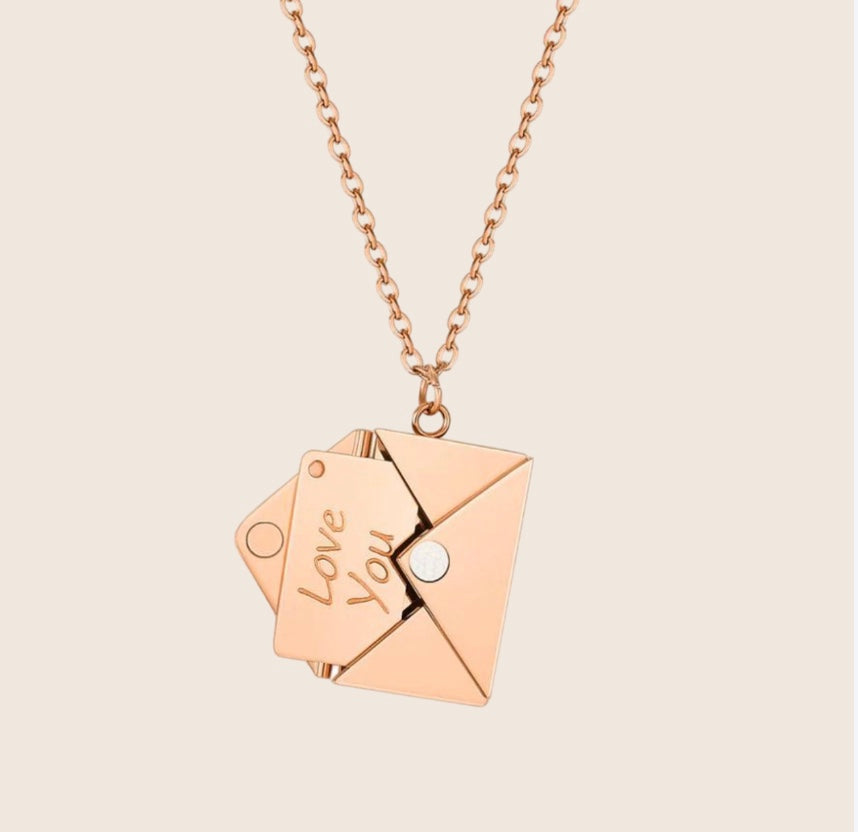 Clara | Dames ketting met envelophanger en boodschap