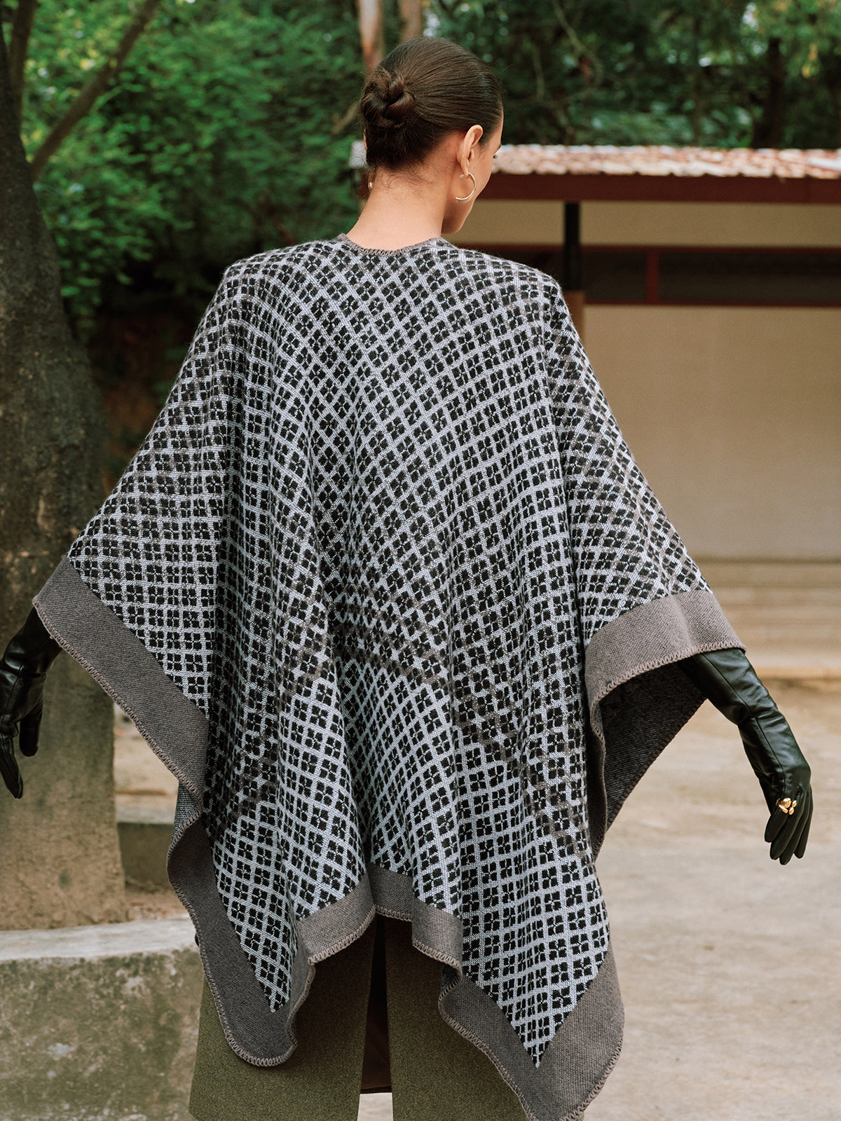 Mandy | Elegante Poncho - Hoogwaardige Gebreide Stof met Ruitpatroon
