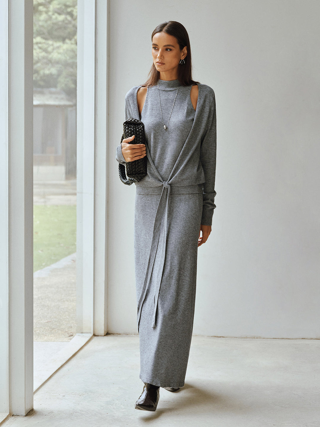 Bibi | Dames set met schouderopeningen strikdetail