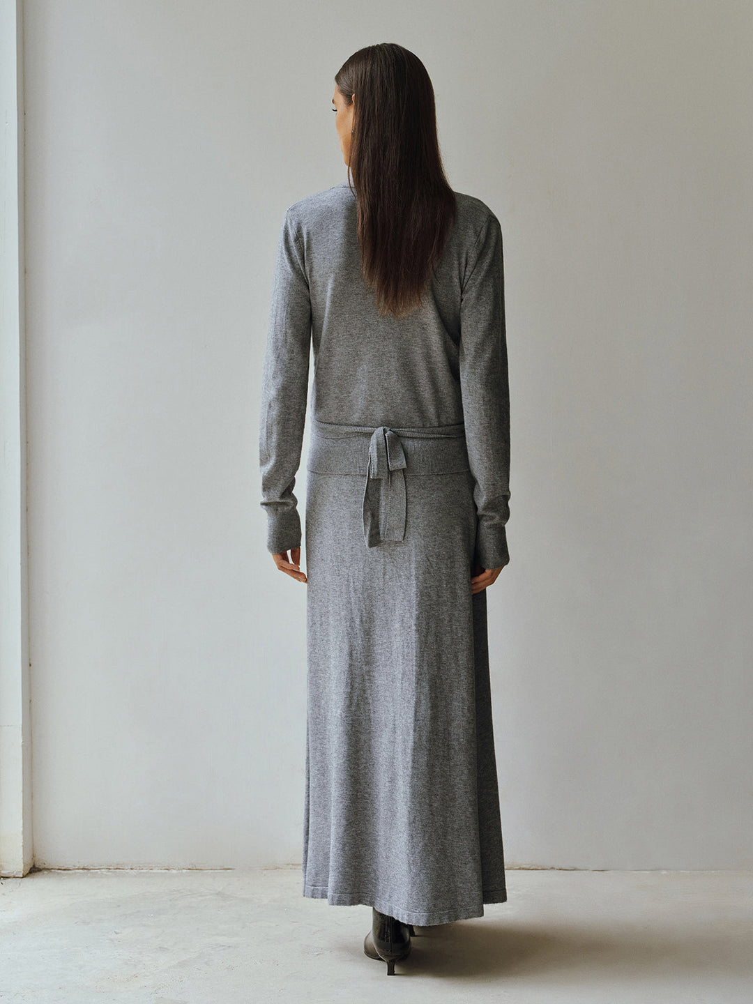 Bibi | Dames set met schouderopeningen strikdetail