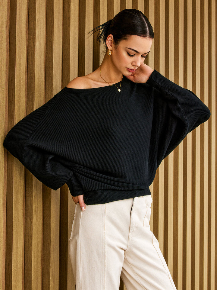 Cataleya | Dames trui met asymmetrische hals en ribstructuur
