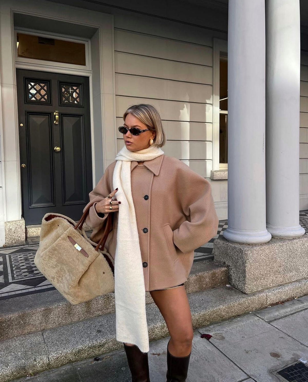 Lyla | Dames oversized mantel met knopen en reverskraag