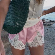Jade | Dames Korte Broek - Luxe Satijn met Kantafwerking