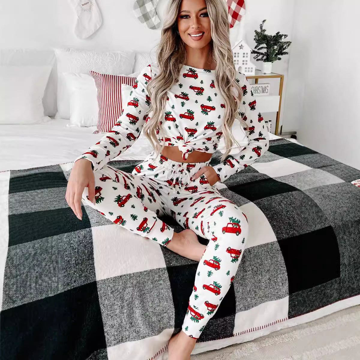 Katia | Kerst Pyjama Set Dames - Feestelijk Ontwerp en Comfortabele Pasvorm