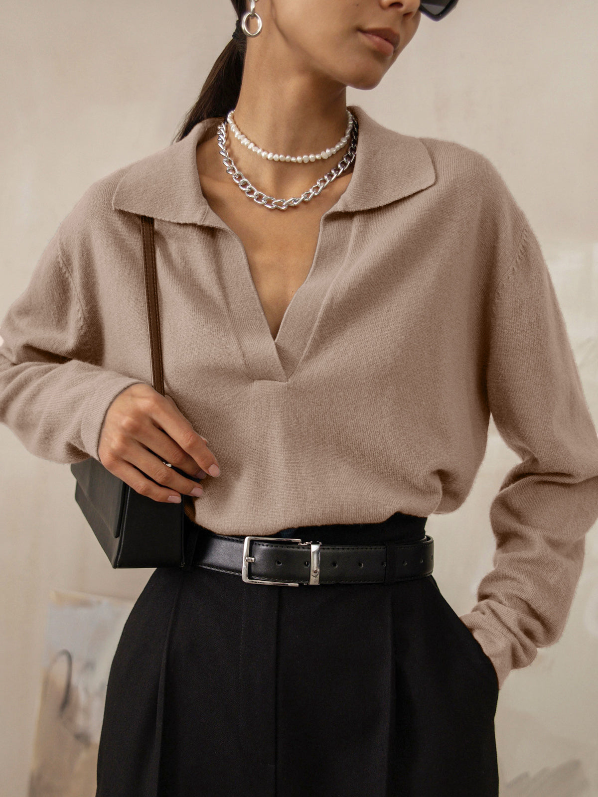 Liene_Elegante_Gebreide_Sweater_-_Zacht_Verfijnd_en_Comfortabel1.jpg