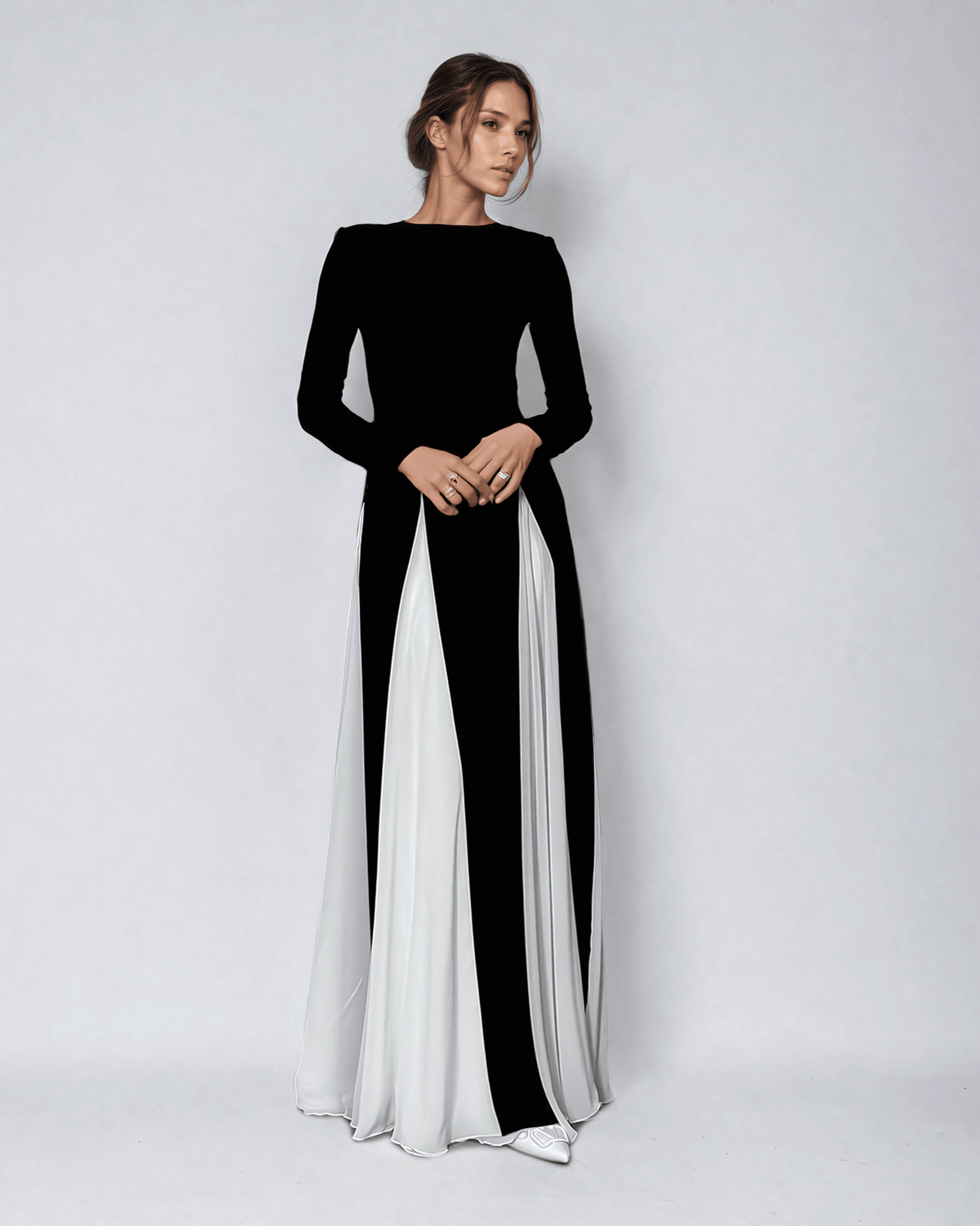 Chandra | Moderne Zwart-Wit Maxi Jurk - Vloeiende Pasvorm, Elegante Stijl
