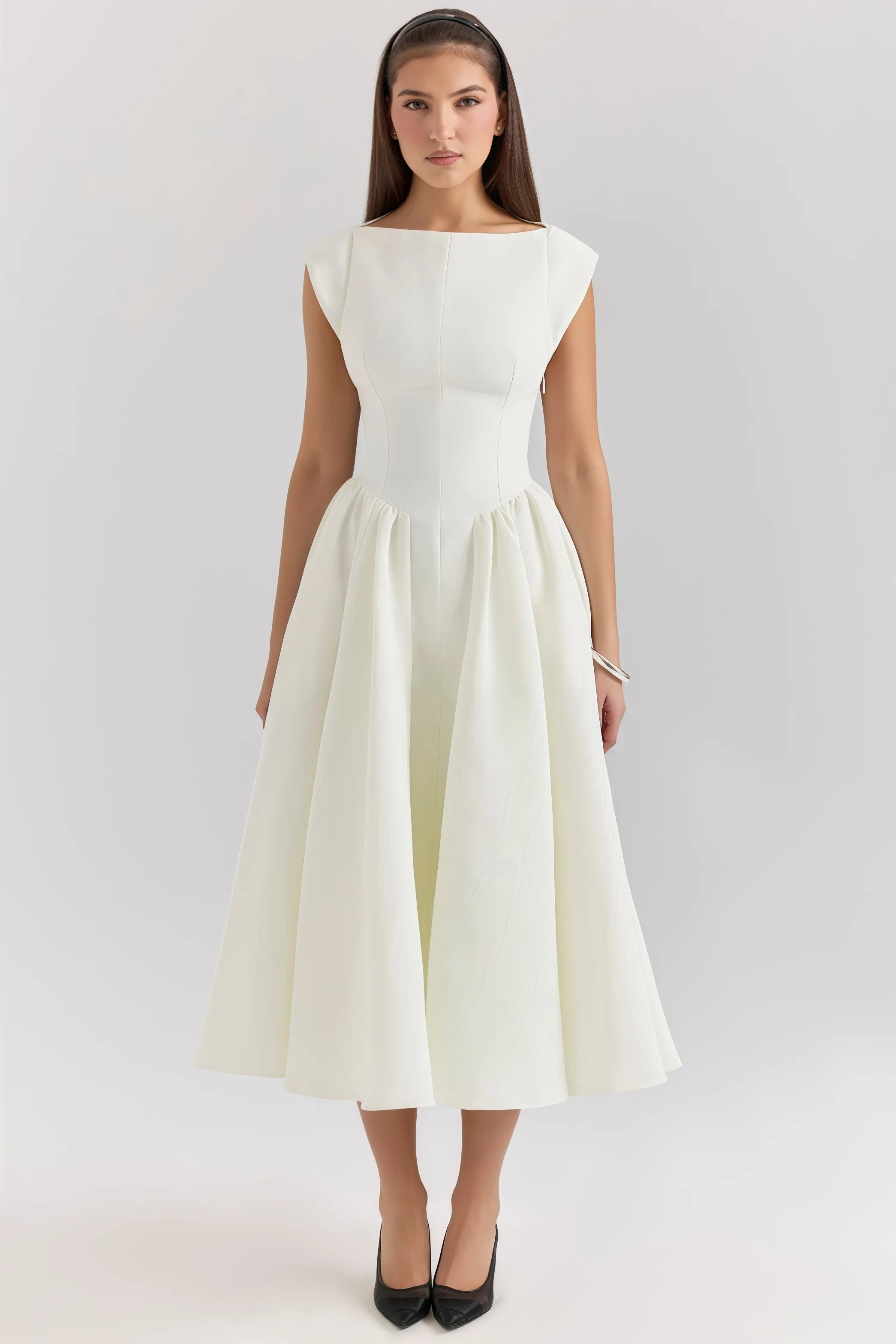 Livia | Elegante Midi Jurk Dames - Modern Design met Ruches, Hoogwaardige Stof