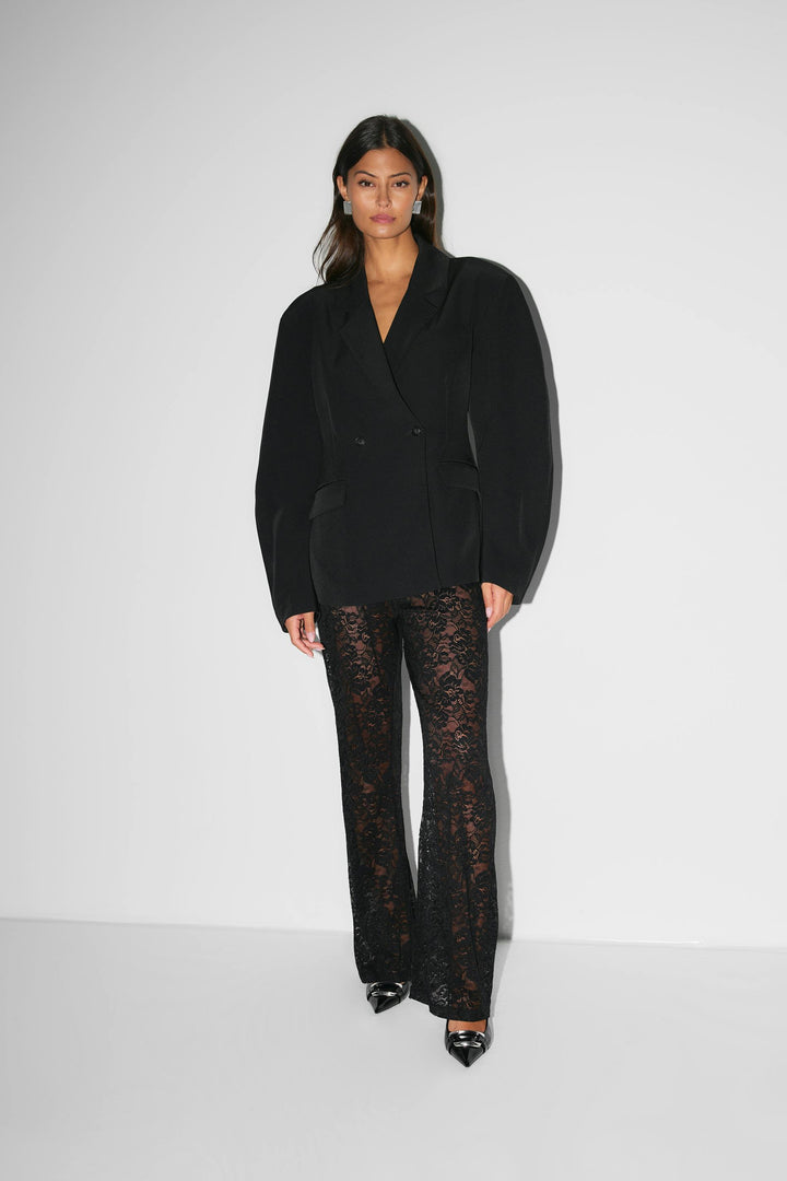 Ariana | Dames broek met kant en flared pijpen