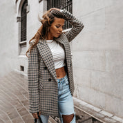 Ivonne | Stijlvolle Klassiek Geruit Dubbel Geknoopte Blazer
