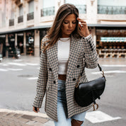 Ivonne | Stijlvolle Klassiek Geruit Dubbel Geknoopte Blazer