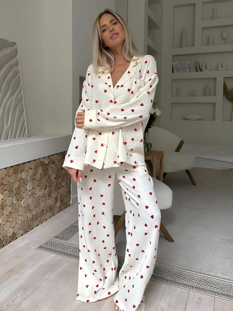 Kiki | Dames pyjamaset met hartjes knopen
