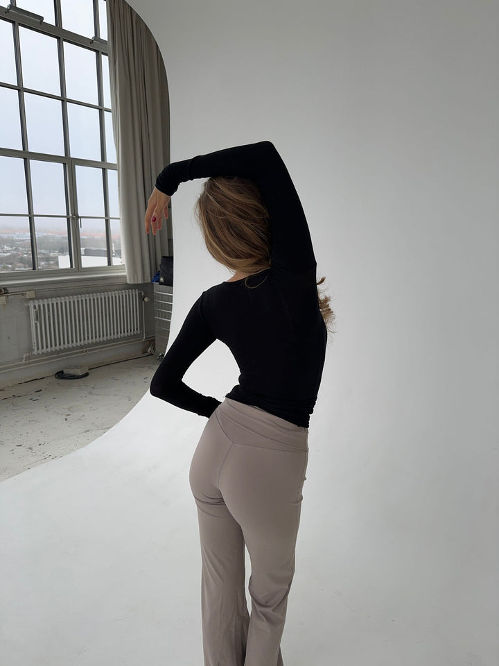 Alayna | Dames wikkeltop met lange mouwen striksluiting