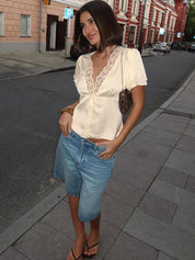 Nika | Dames Blouse - Satijn Met Kanten Detail, Luxe Comfort