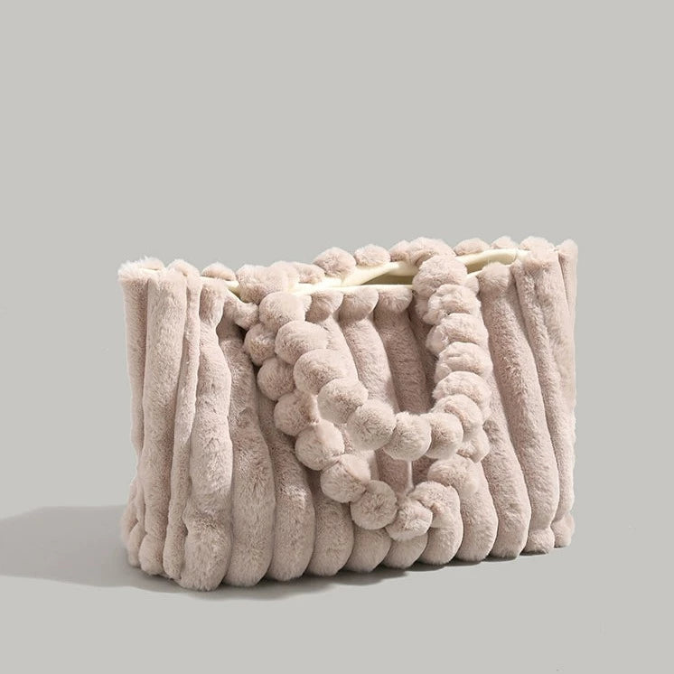 Mariana | Dames schoudertas met pluche en gevlochten handgreep