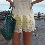 Pauleen | Polka Dot Satijnen Korte Broek Dames - Hoogwaardige Stof met Kanten Rand