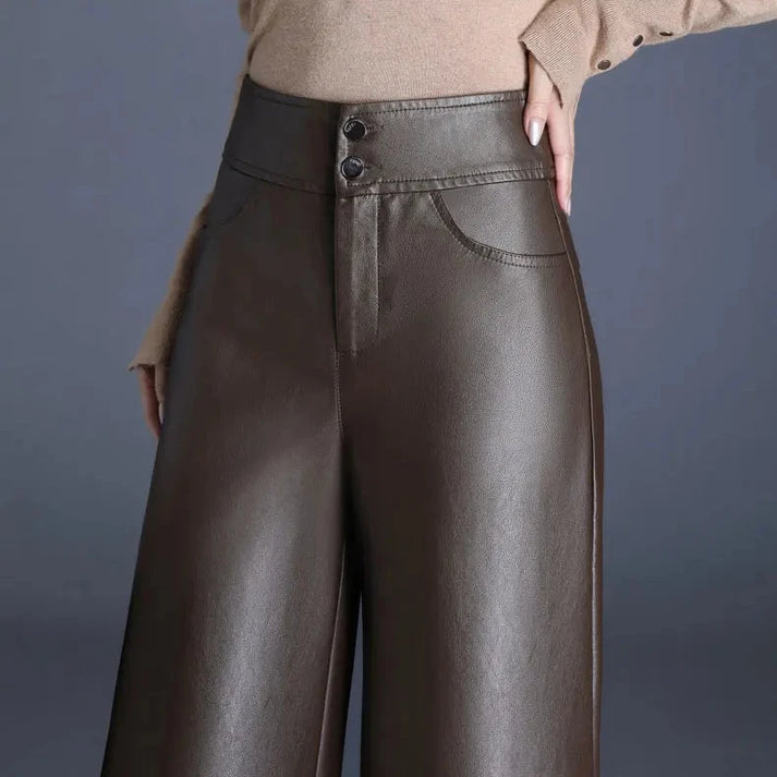 Stacia | Hoge Taille Damesbroek van Imitatieleer – Wide Fit - Chic & Comfort
